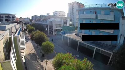 San Michele al Tagliamento: Bibione Promenade Webcam - Viale delle Costellazioni Live