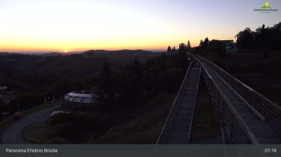 Winterberg: Erlebnisberg Kappe, Panorama Erlebnisbrücke