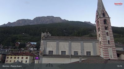 Bormio: I - Piazza Kuerc, Chiesa collegiata dei Santi Gervasio e Protasio