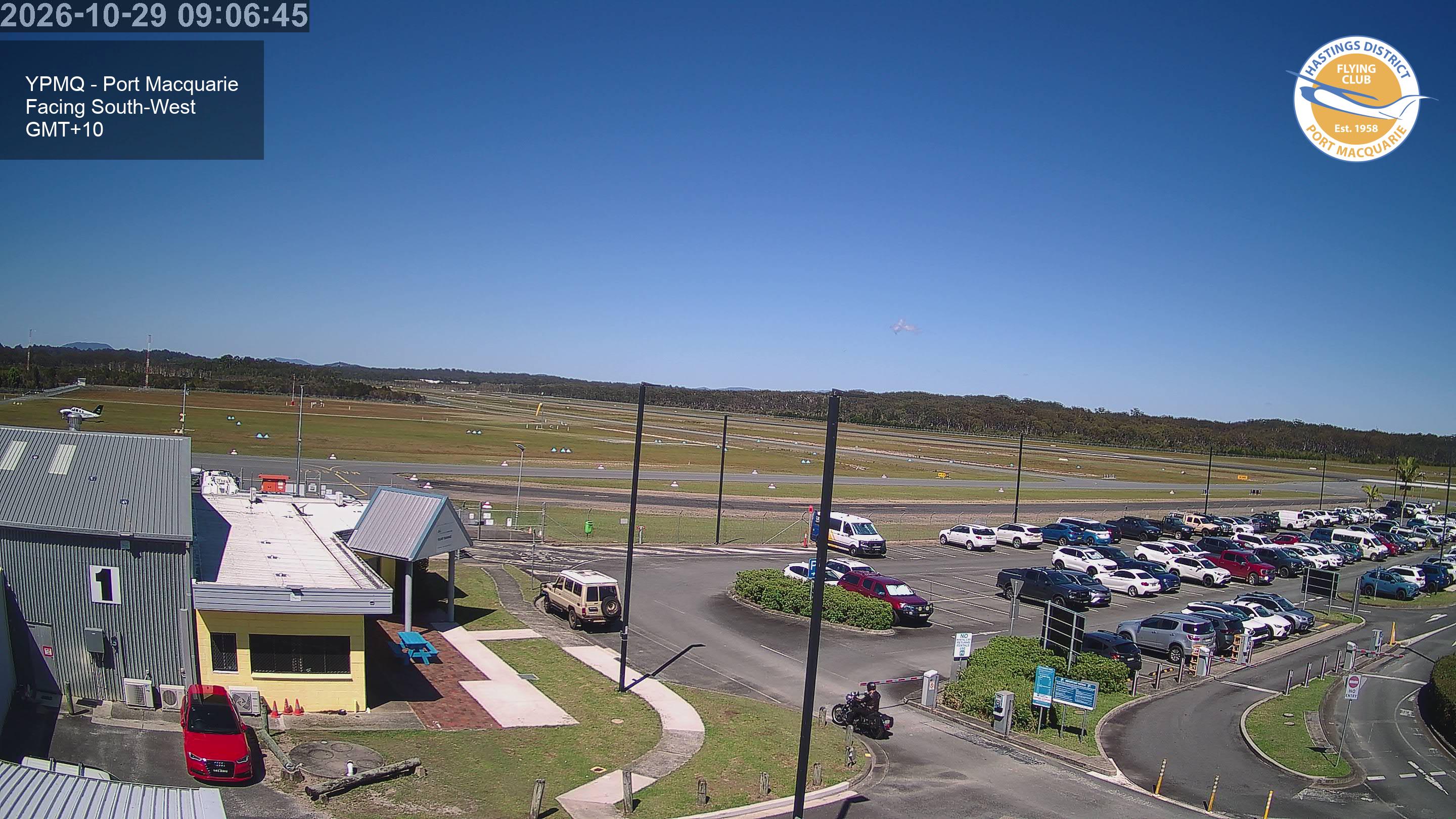 YPMQ - Port Macquarie (Facing South-West)